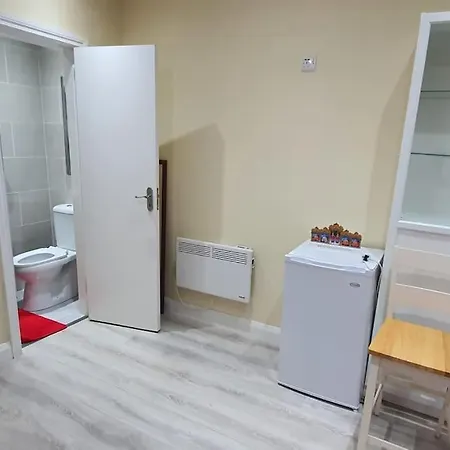 Private Ensuite With Kitchenette